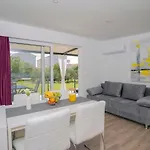 Adriatic Mobile Homes 스베티필립아이자코브