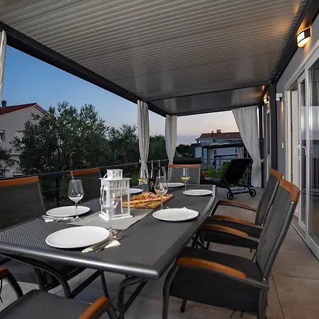 مكان تخييم Adriatic Mobile Homes *
