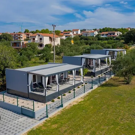 Adriatic Mobile Homes سفيتي فيليب ياكوف